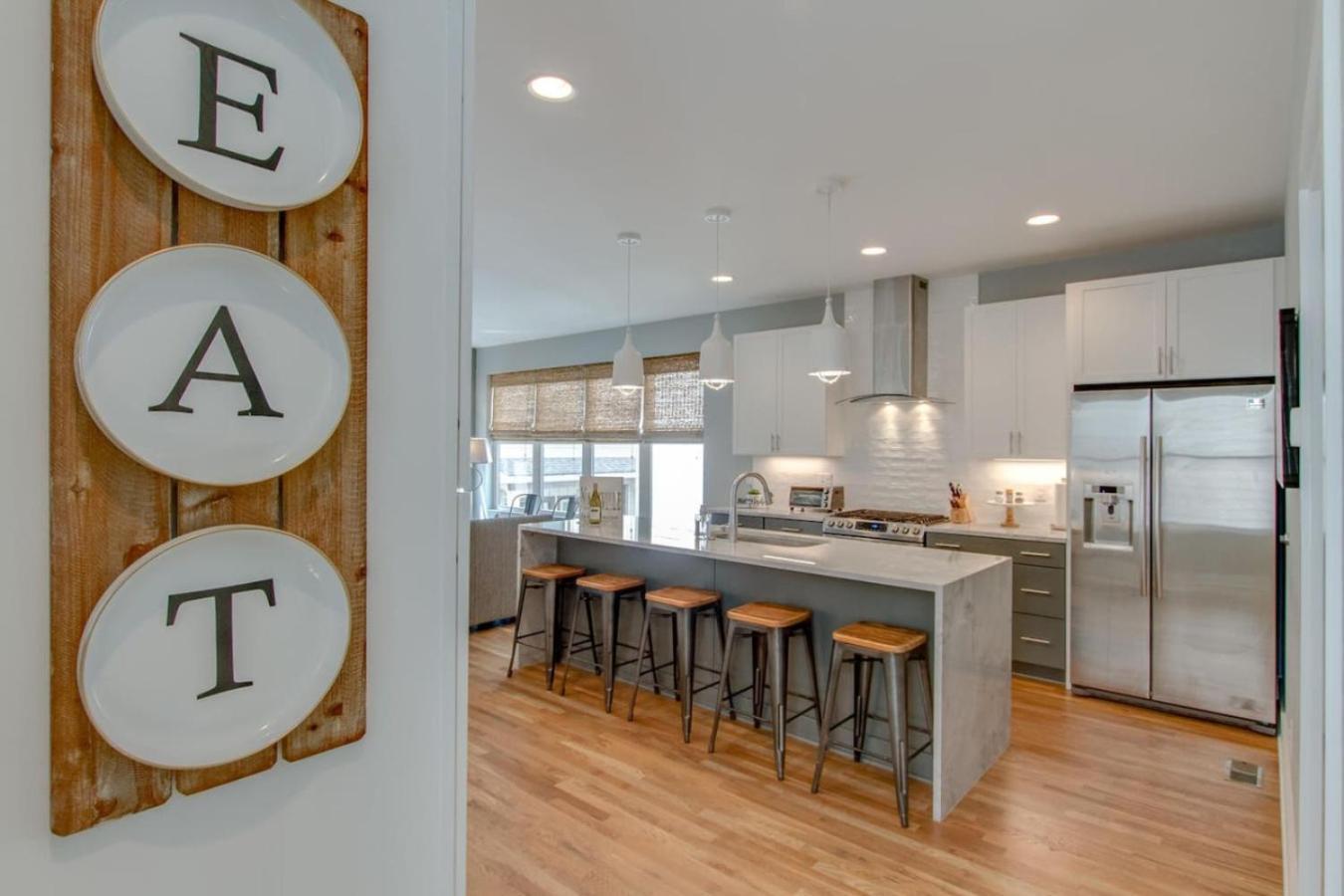 Dual Homes Gulch Superstars Epic Rooftop Holiday home *