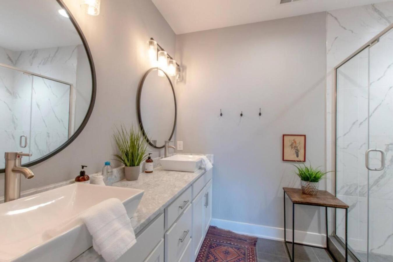 Bold Boho Beauty Three Bedroom Three And A Half Bath Holiday home Nashville