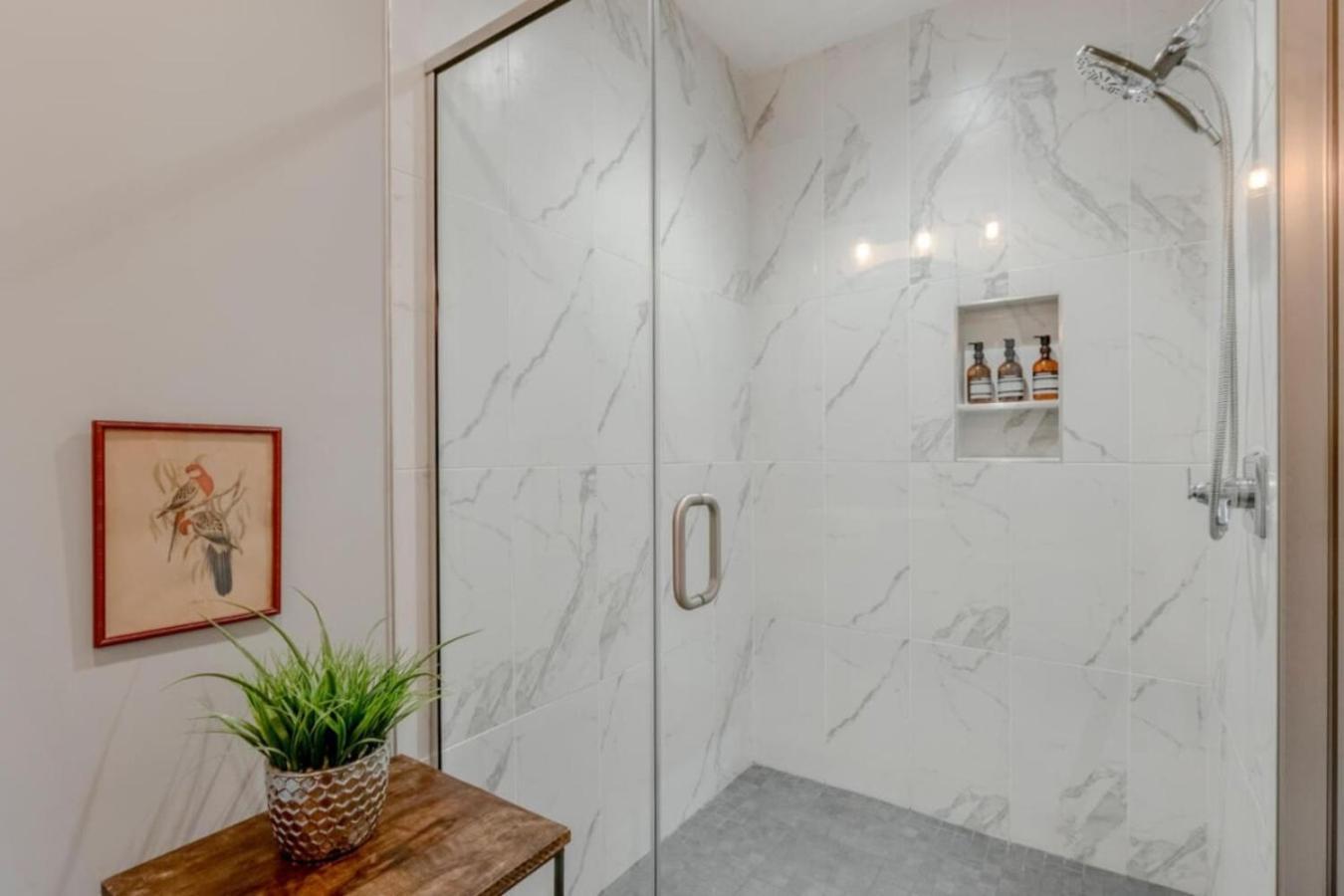 Bold Boho Beauty Three Bedroom Three And A Half Bath Holiday home
