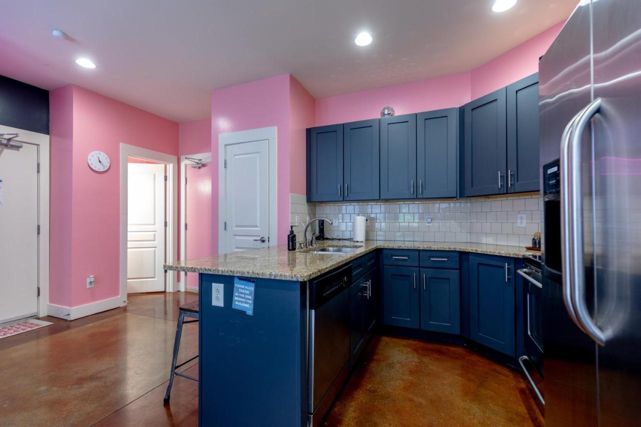 Pink Party Nashville-near Music Row Free Parking