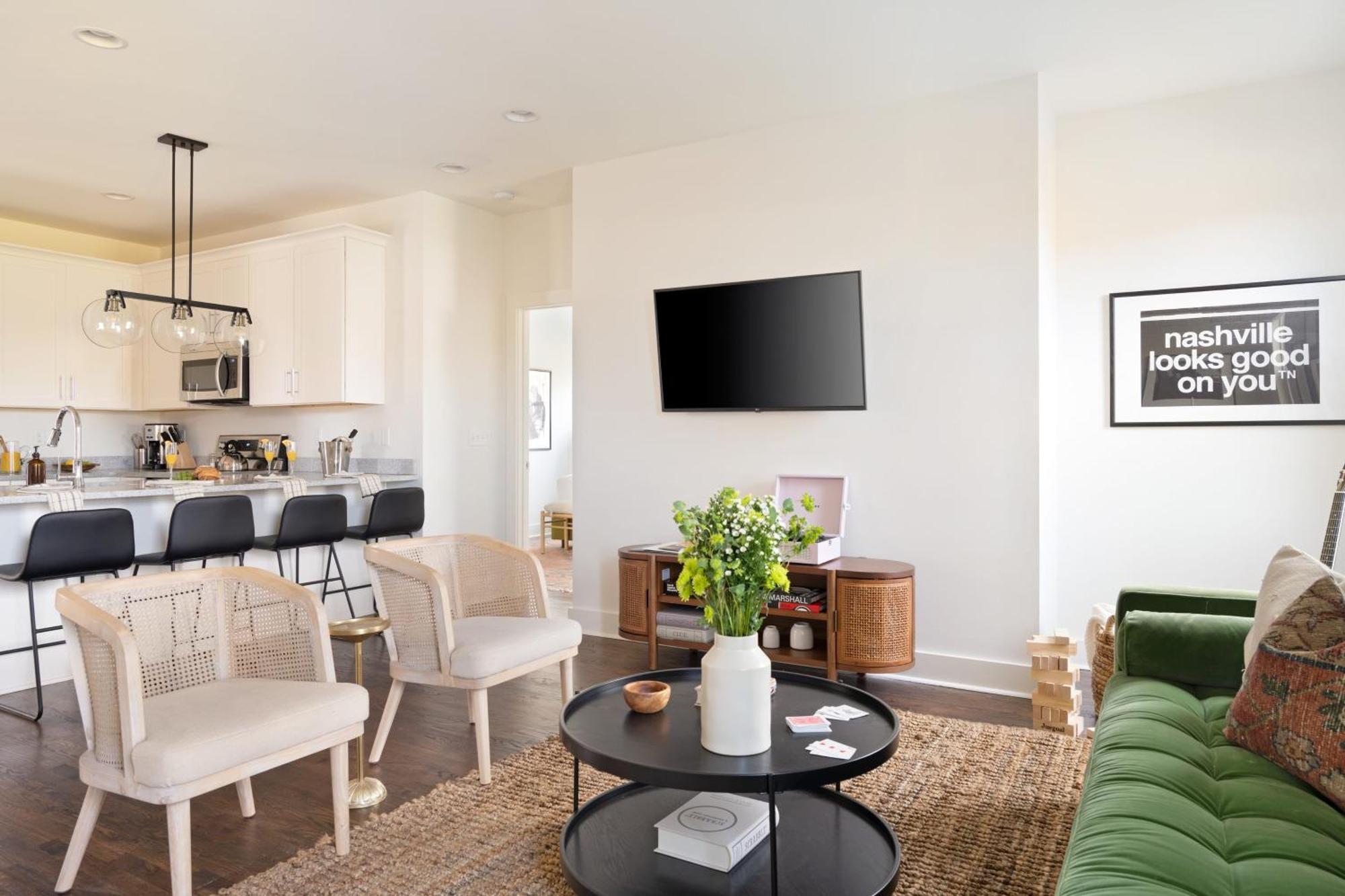 Hart Buyout 5 By Avantstay Two Town House Buyout W Modern Amenities In Nashville