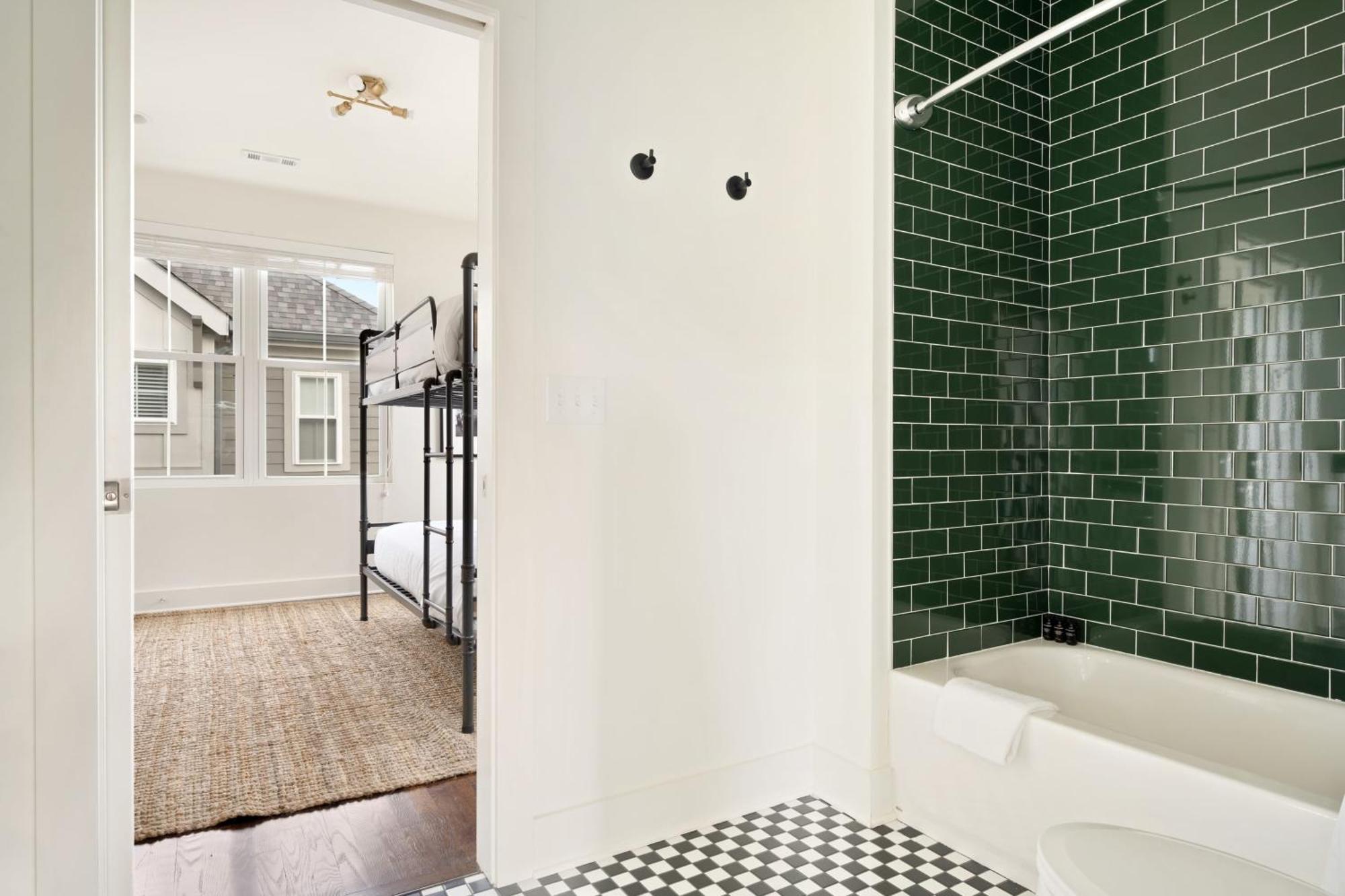 Hart Buyout 5 By Avantstay Two Town House Buyout W Modern Amenities In Holiday home *