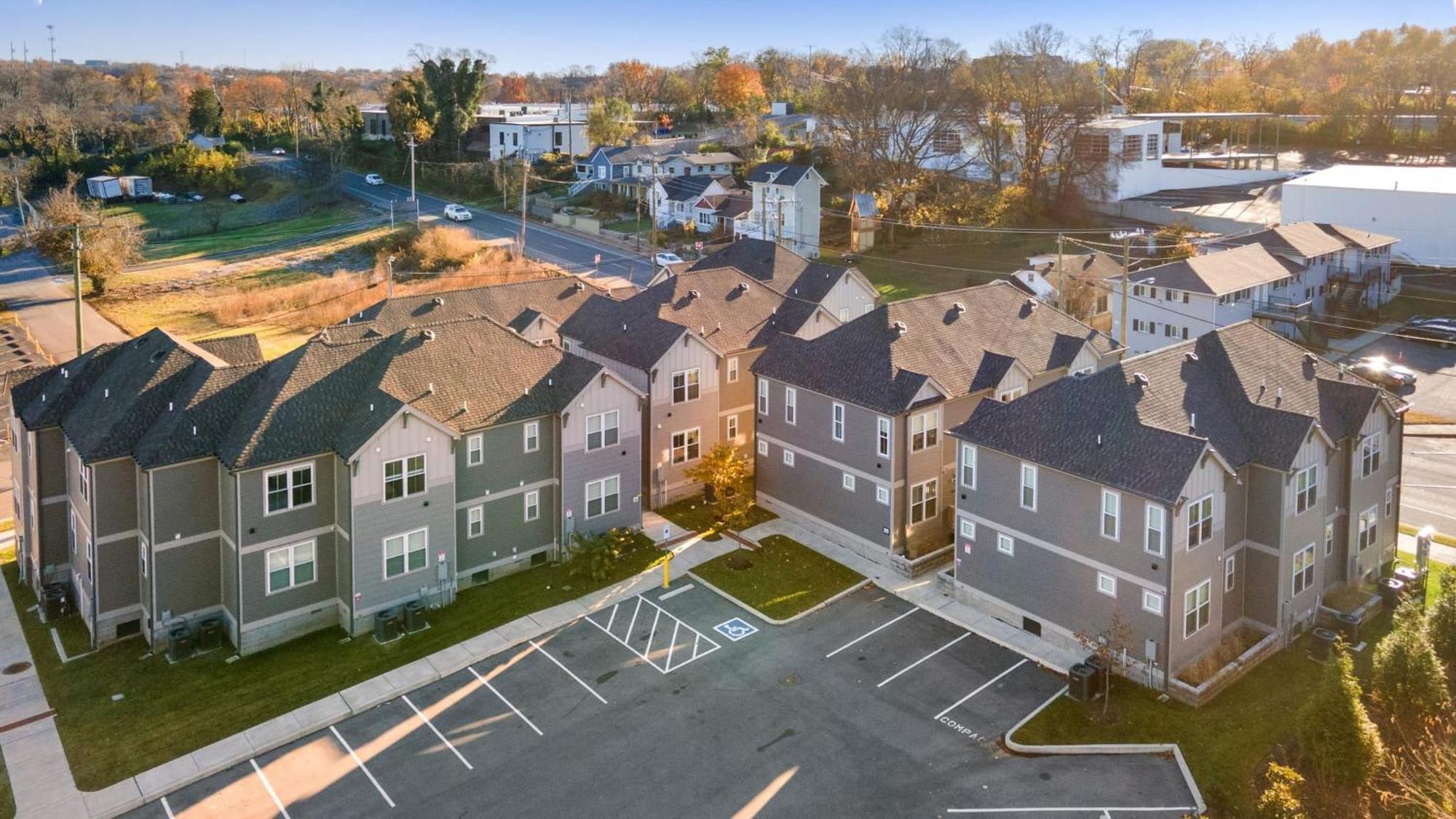 Hart 9 By Avantstay Gorgeous Town House W Modern Amenities In Holiday home Nashville