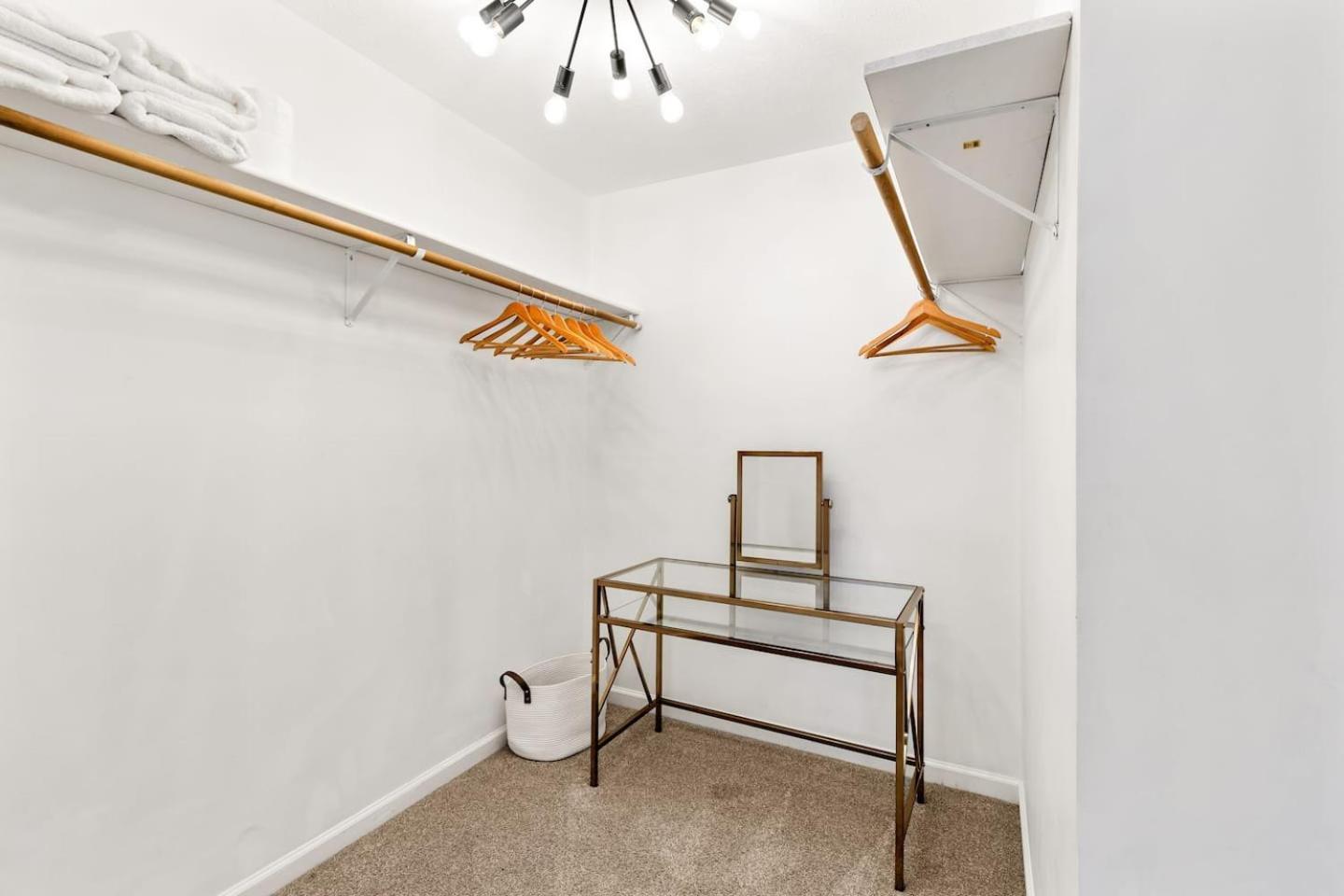 Perfect Sleep 20 Downtown 10 Queen Beds Nashville