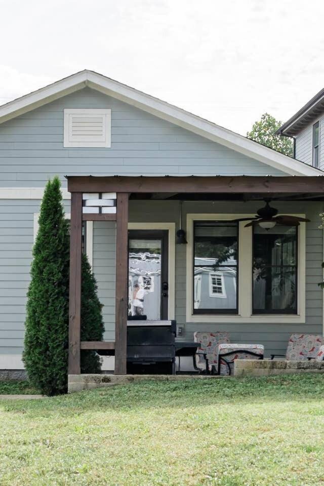 With Fenced Yard Holiday home Nashville