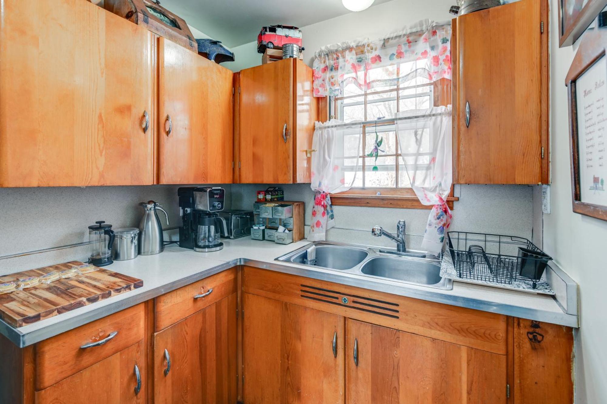 Holiday home 6 Mi To Downtown 70s-themed In Nashville!