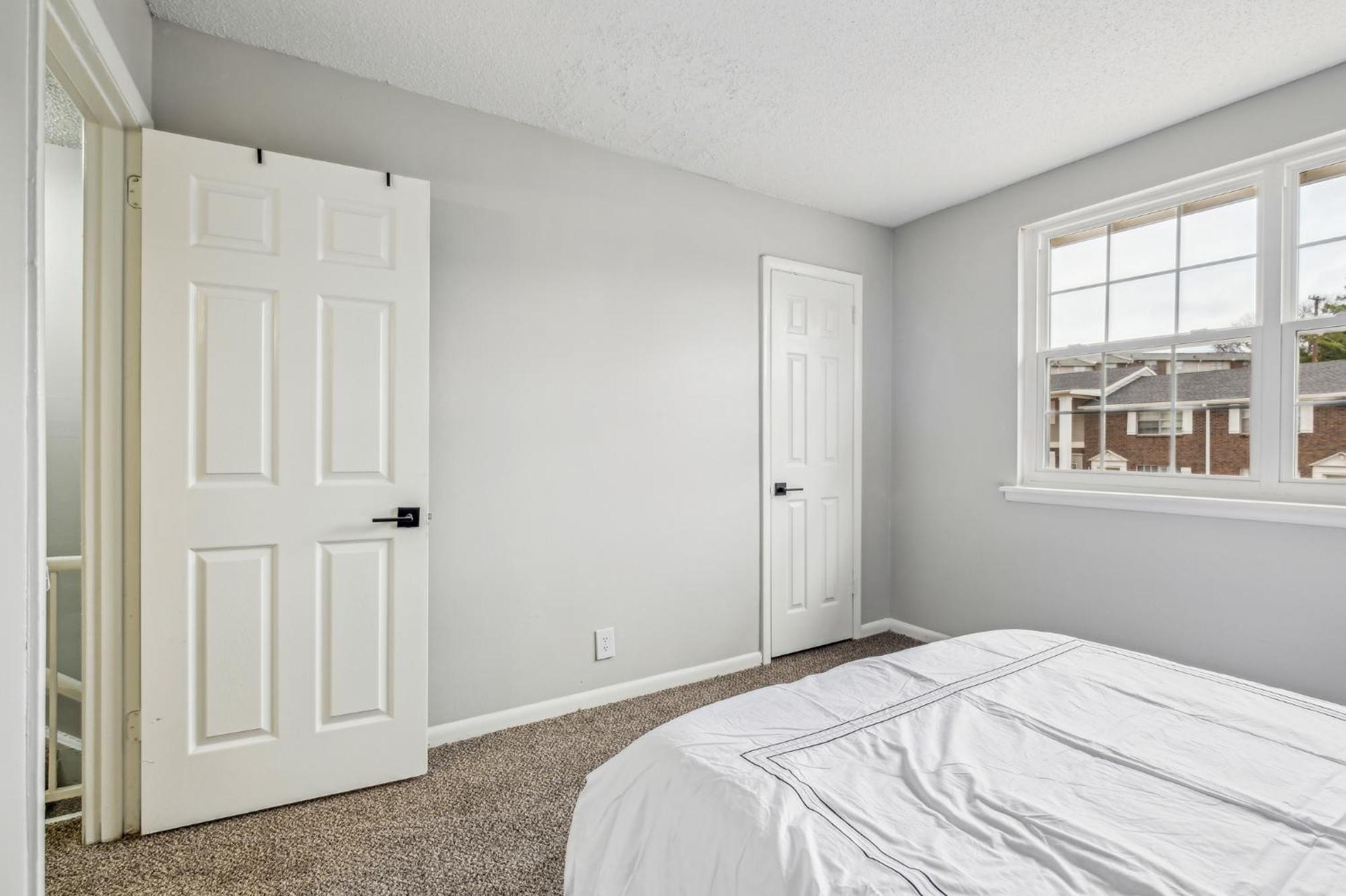Apartment Brentwood U9 I Cozy & Comfy I 2bd I Free Parking