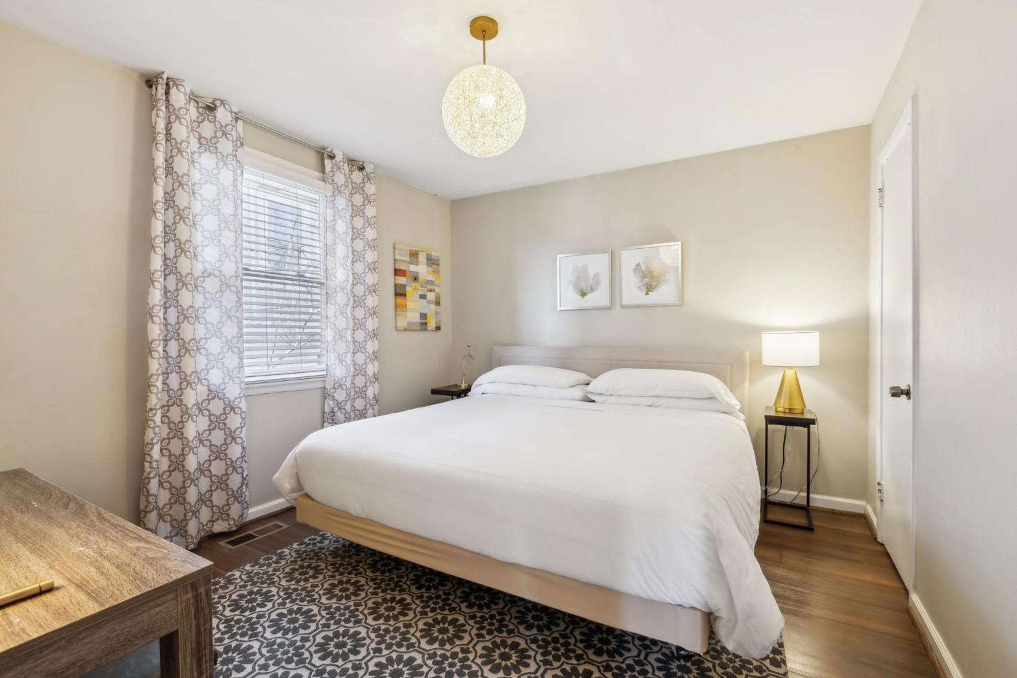Holiday home Family Friends And Free Parking Close To Downtown *