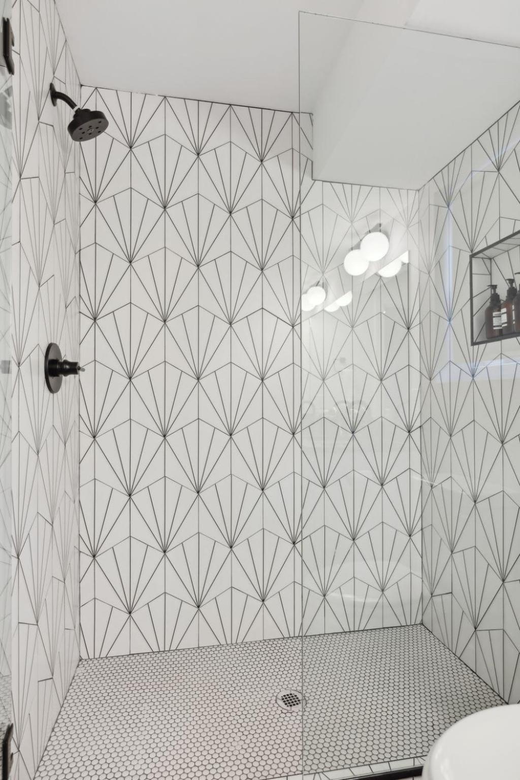 1st Flr Escape Downtown & Spots Holiday home *