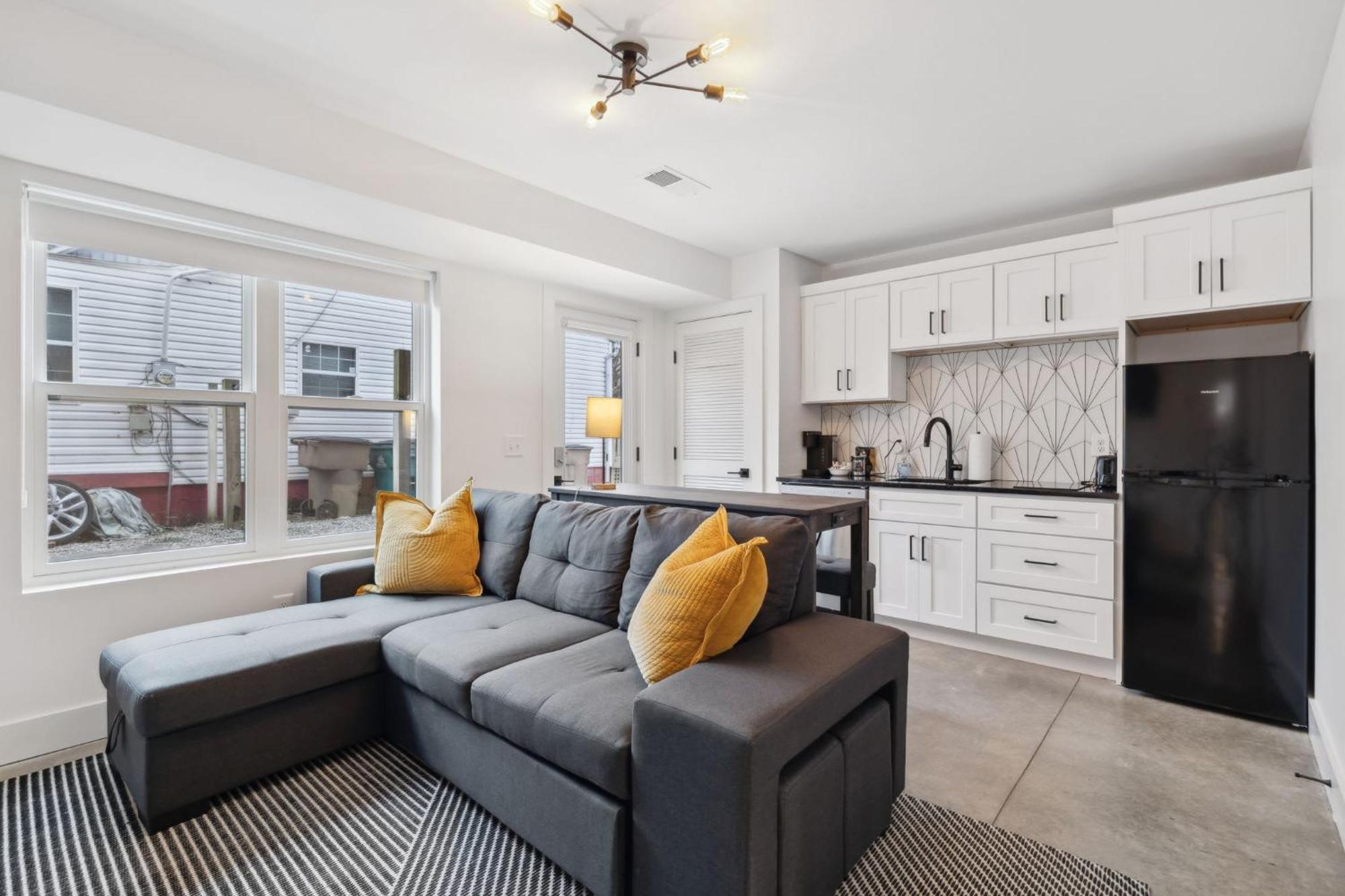 1st Flr Escape Downtown & Spots Holiday home Nashville