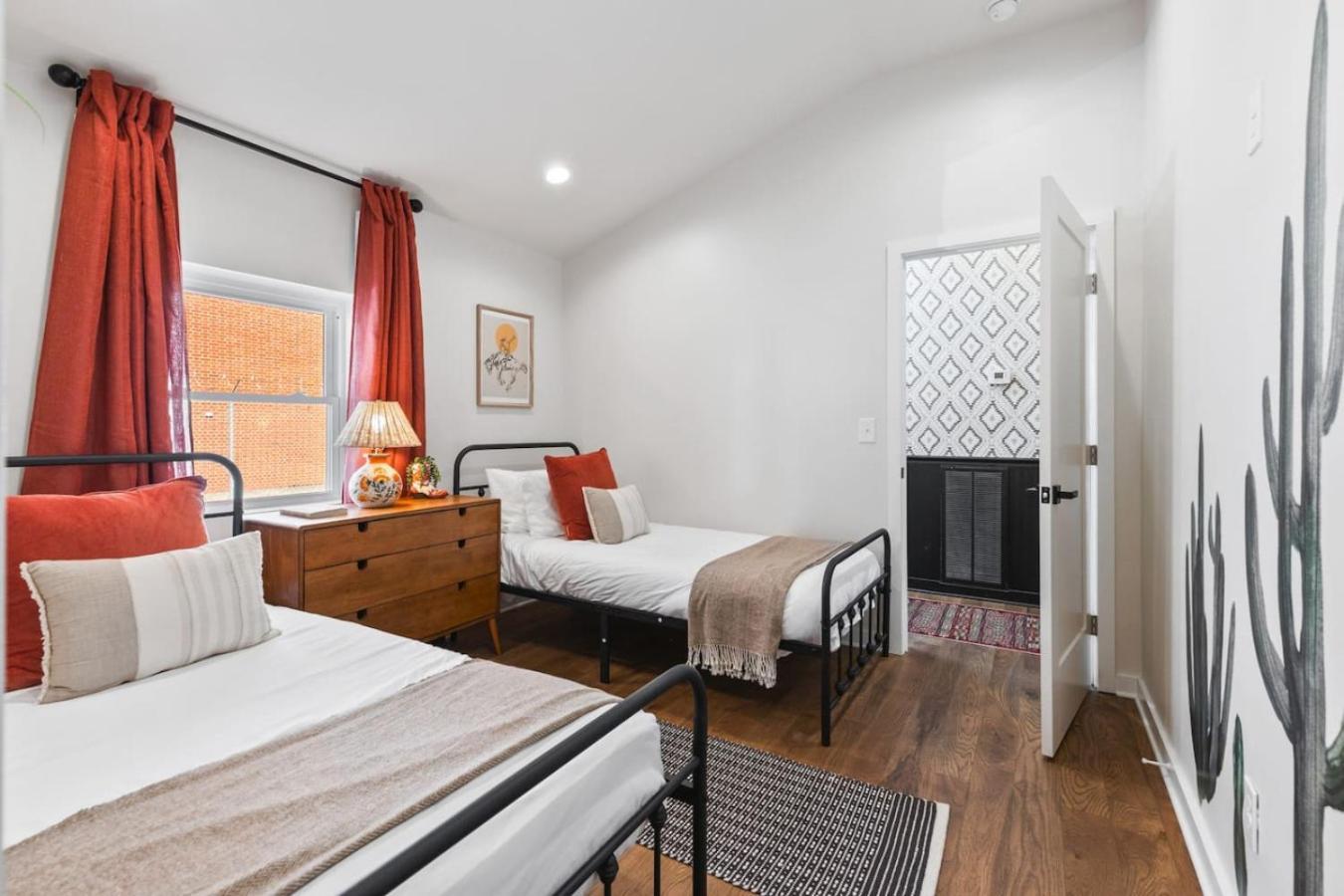 Chic And Cozy -walk To Bars, Coffee, Restaurants Holiday home Nashville