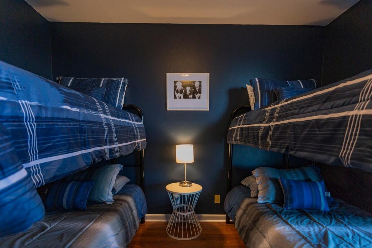 8 Beds! Spacious Abode Ideal For Larger Groups! * Nashville