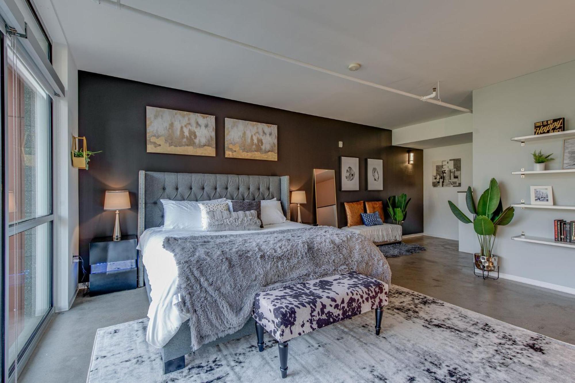 5m103- Modern Country 1bd 2-story * Nashville
