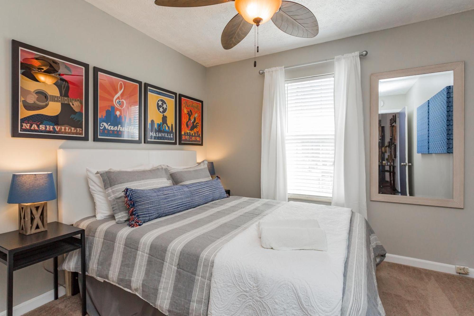 Looby Location- Charming 3br 10 Min To Downtown *