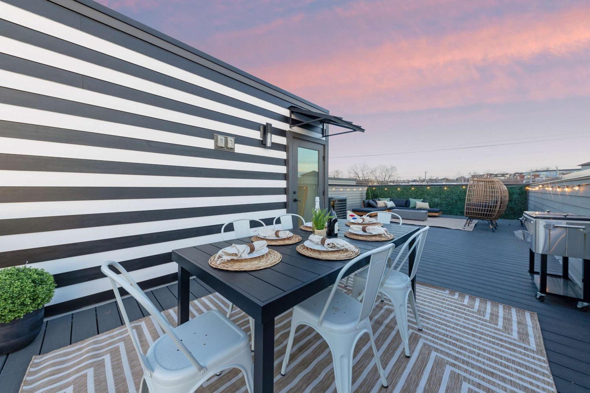 The Camellia & The Bluestem - Two Four Bedroom Homes Nashville