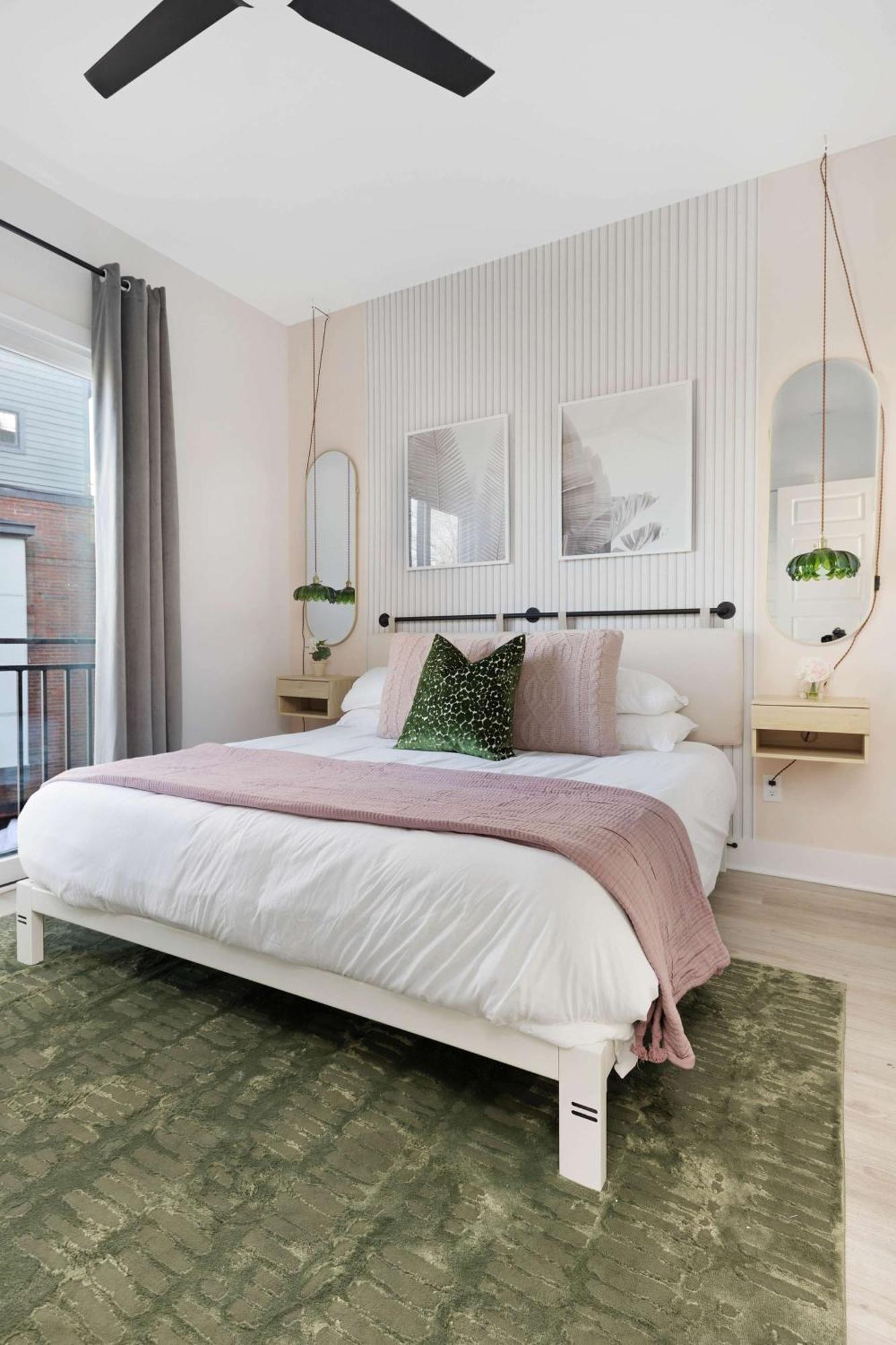 The Camellia & The Bluestem - Two Four Bedroom Homes Holiday home Nashville