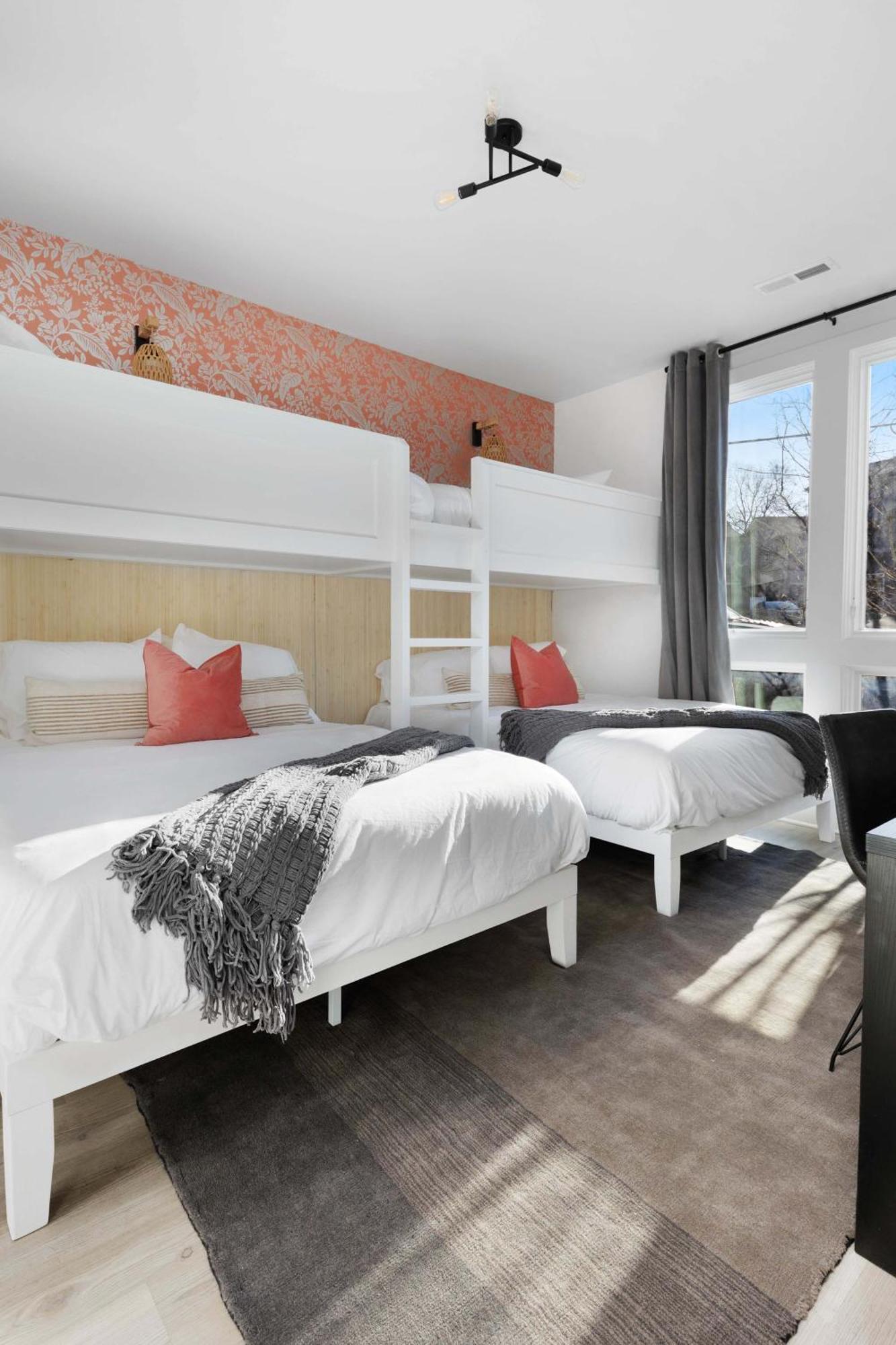 The Camellia & The Bluestem - Two Four Bedroom Homes Holiday home