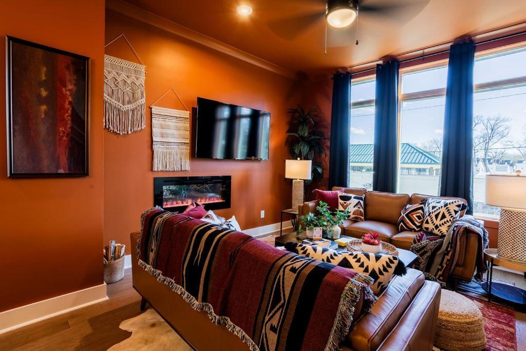 Apartment Four Bedroom In Oceola Avenue *