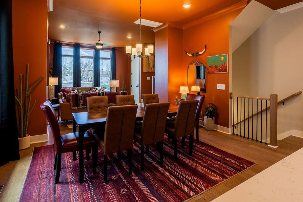Four Bedroom In Oceola Avenue Apartment *