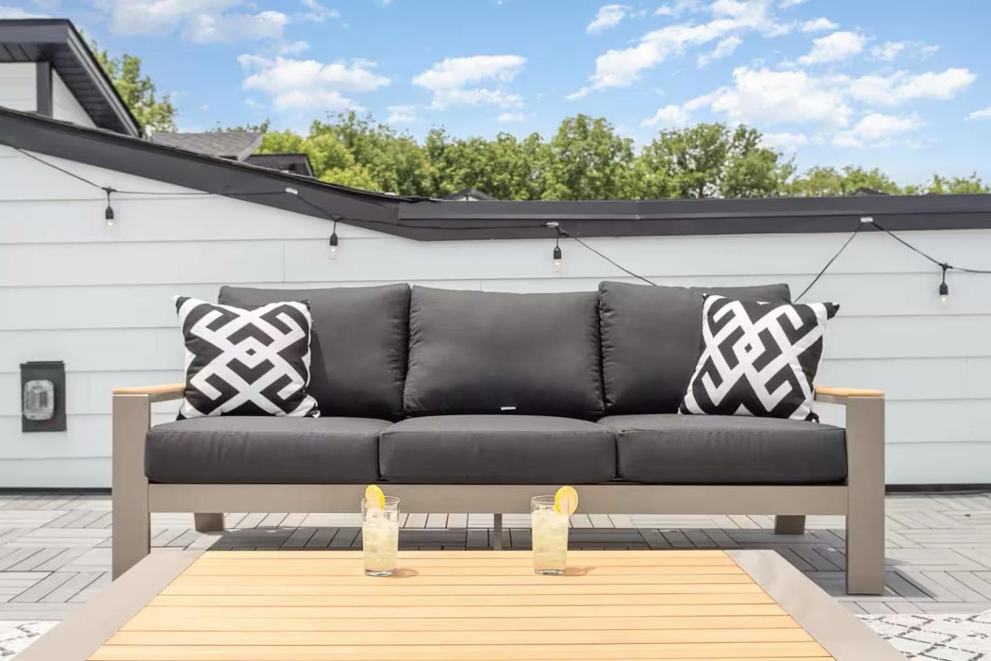 Apartment Four Bedroom In Oceola Avenue