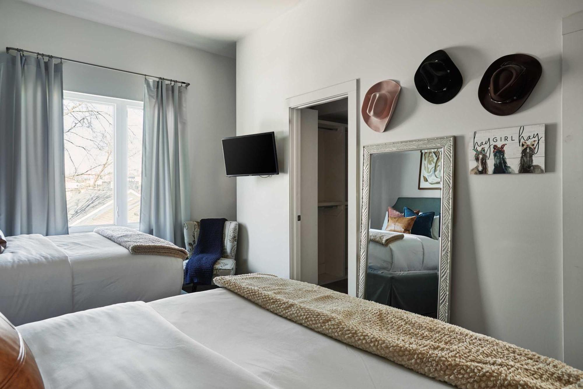 The Johnny - Winter Bliss Awaits 15 Min To Dt Holiday home Nashville