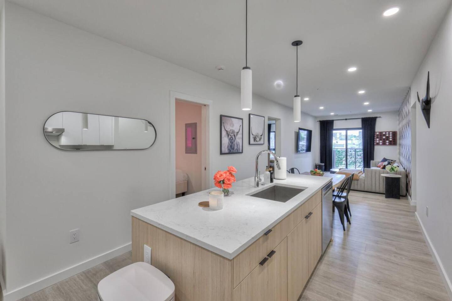 Holiday home Music Escape 3br, Pool & Mins To Broadway Nashville