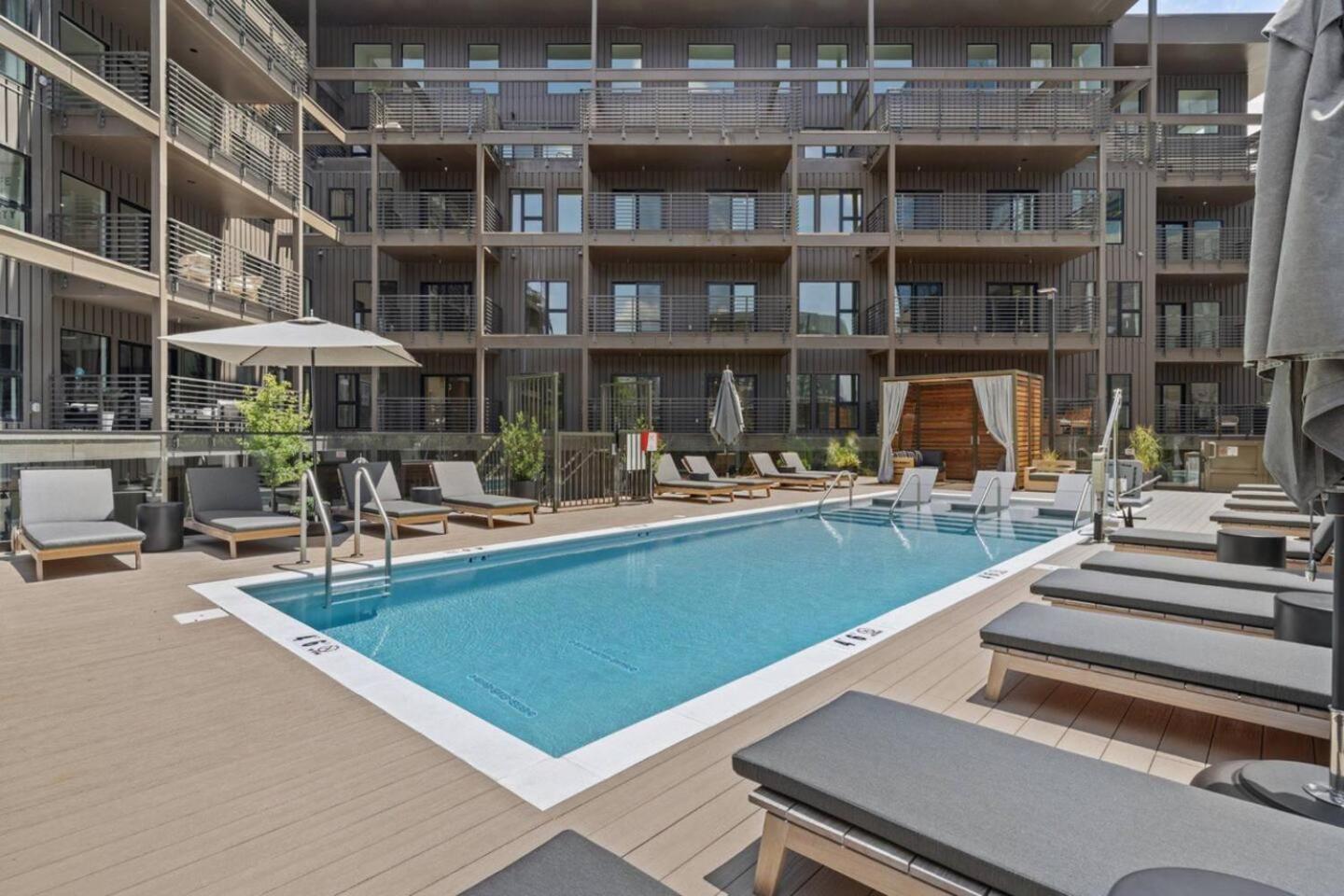 Music Escape 3br, Pool & Mins To Broadway * Nashville