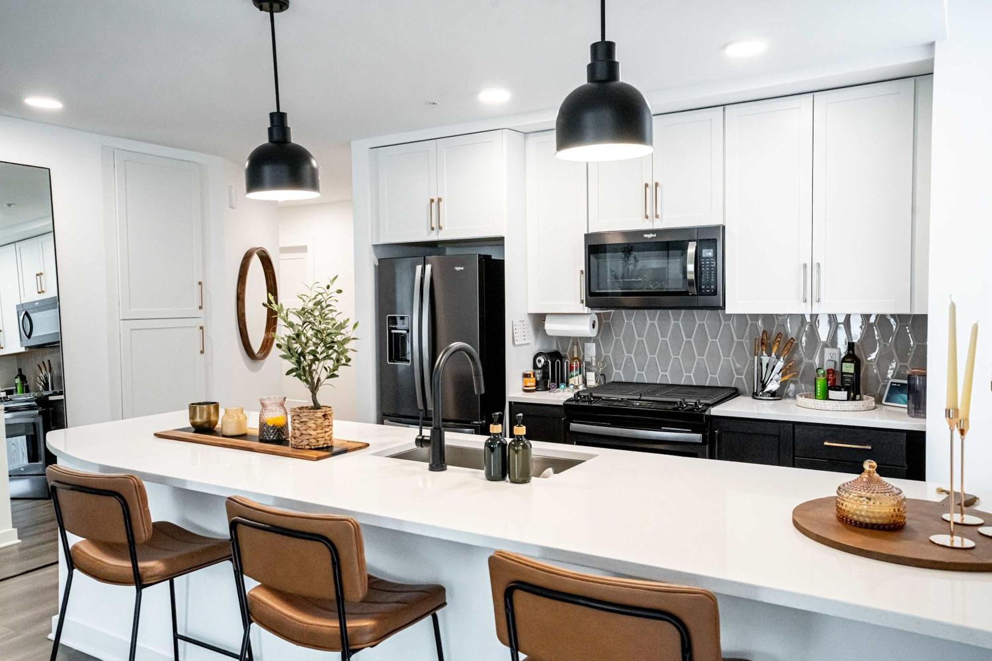 Luxe 2 Bed 2 Bath * Nashville