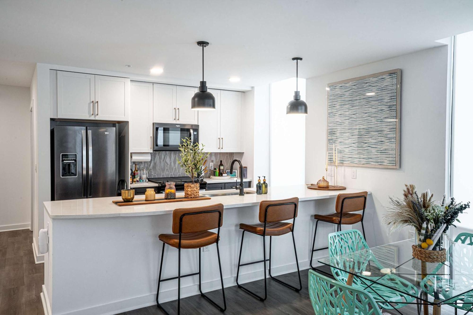 Luxe 2 Bed 2 Bath