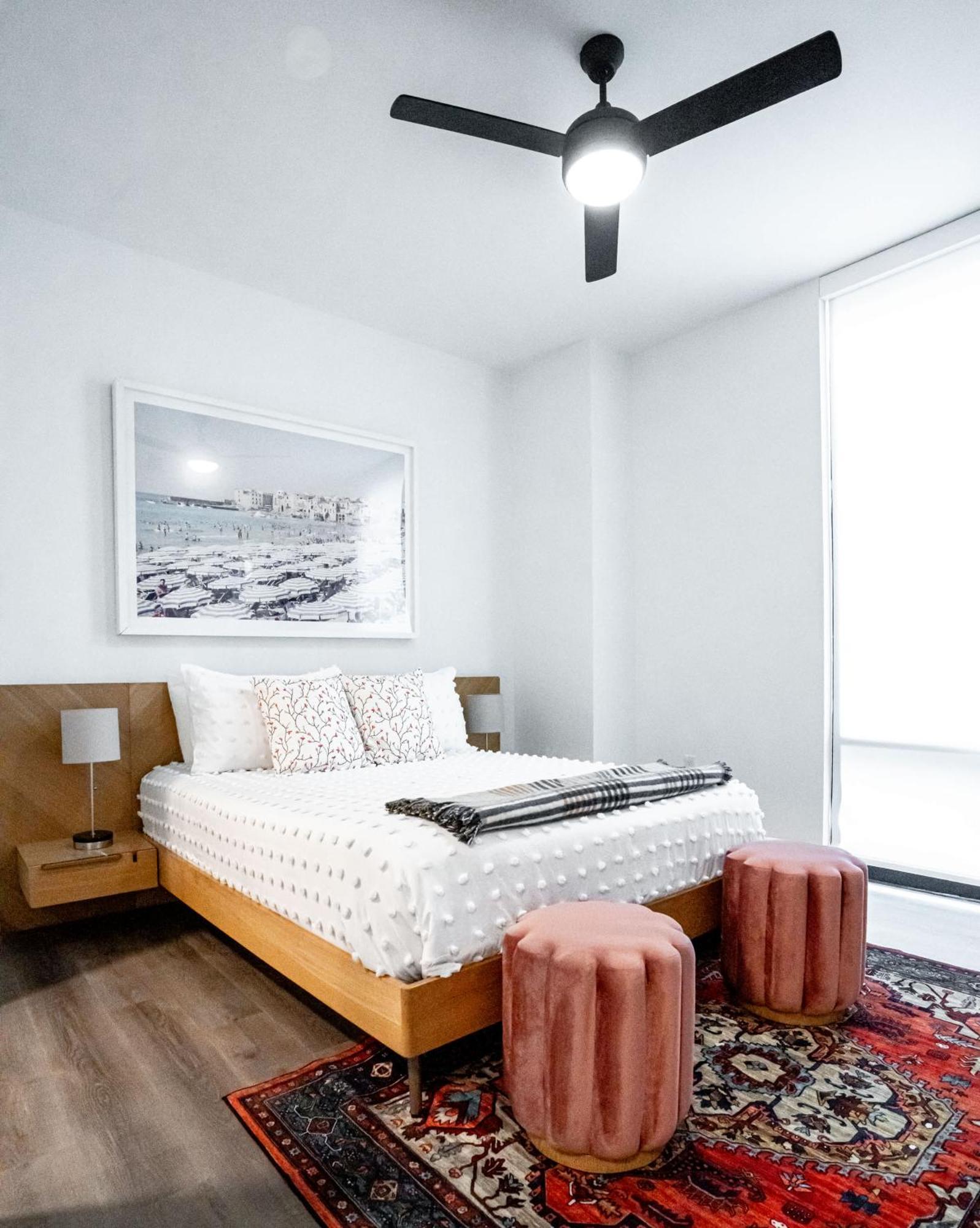 Apartment Luxe 2 Bed 2 Bath