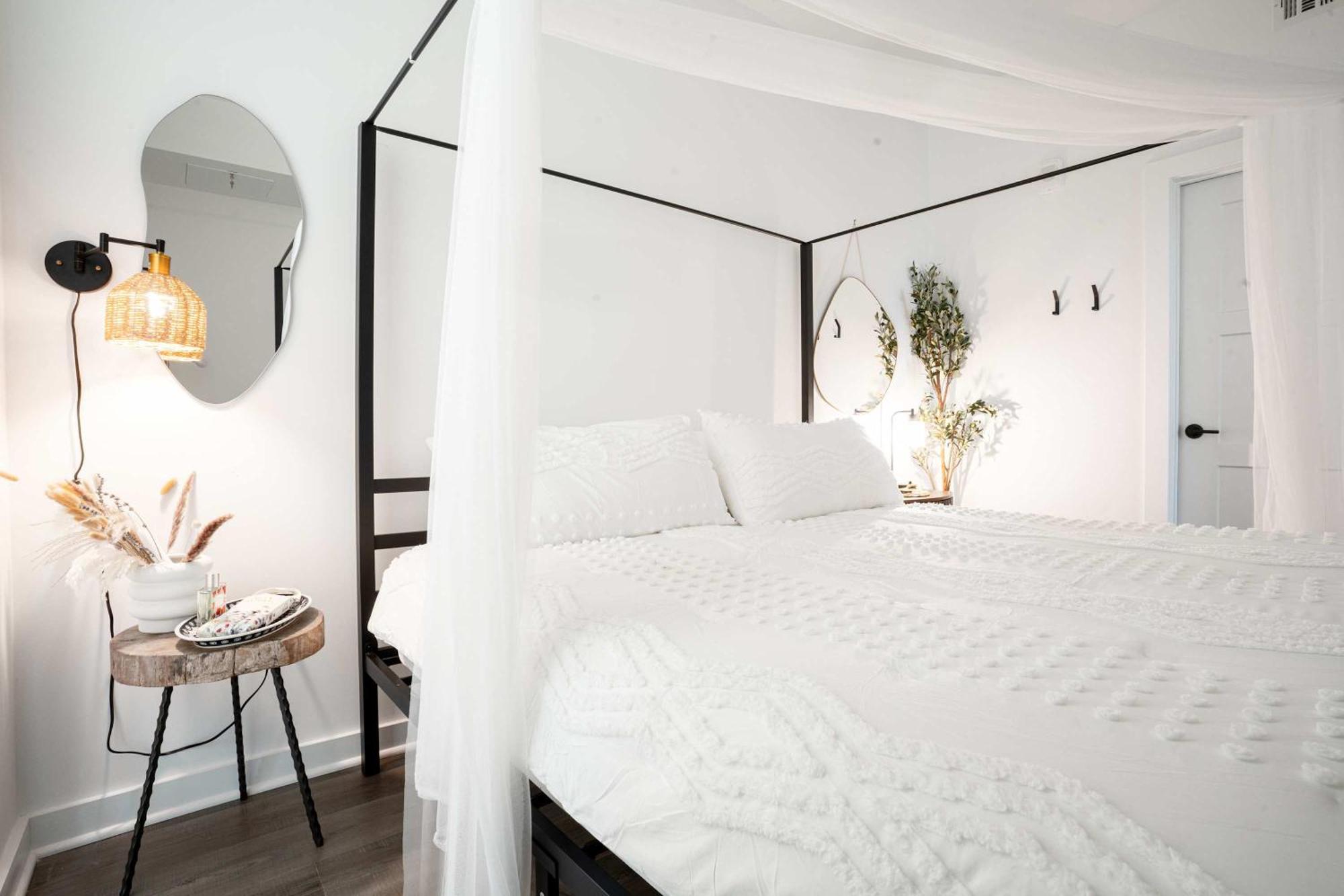 Apartment Luxe 2 Bed 2 Bath
