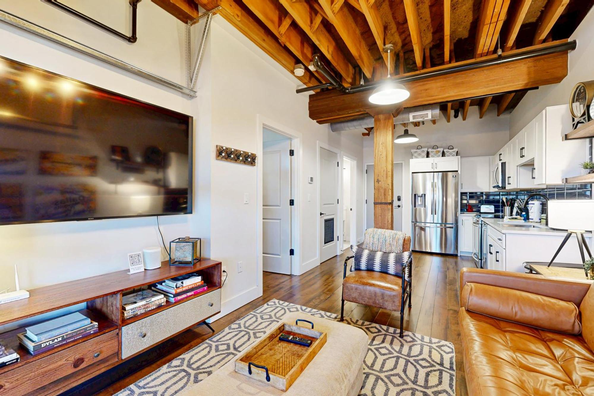 Apartment Access Pass #104 *