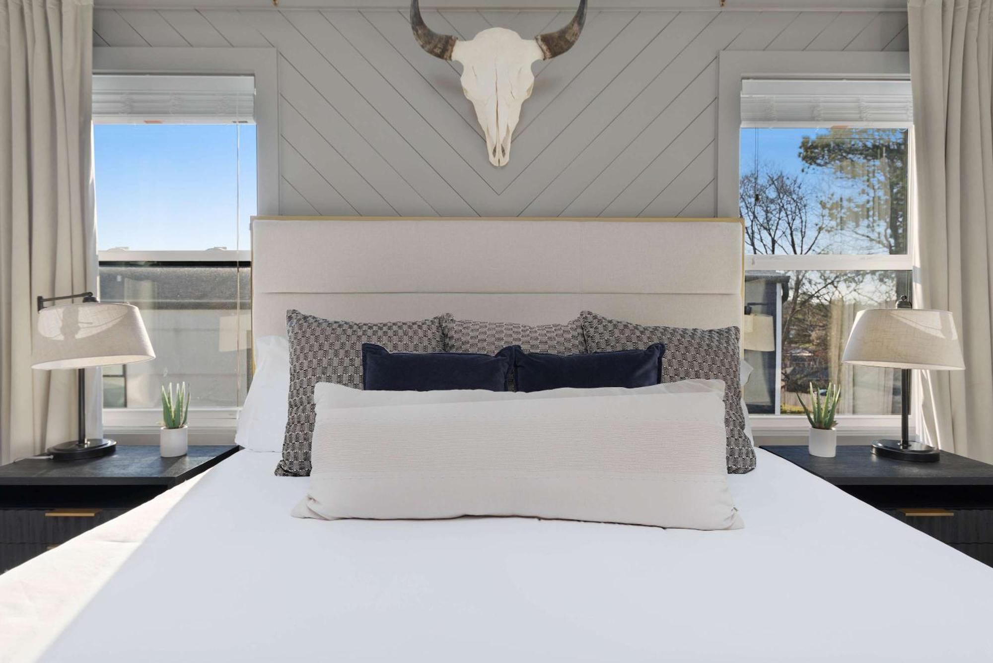 The Traveller - Rooftop & 7 Mins To Broadway Nashville