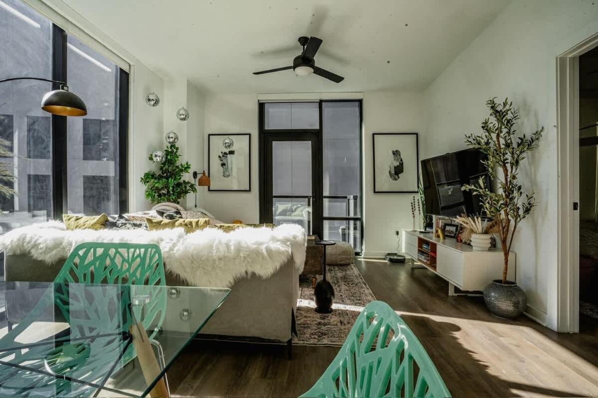 2 Bed 2 Bath Nest For Family
