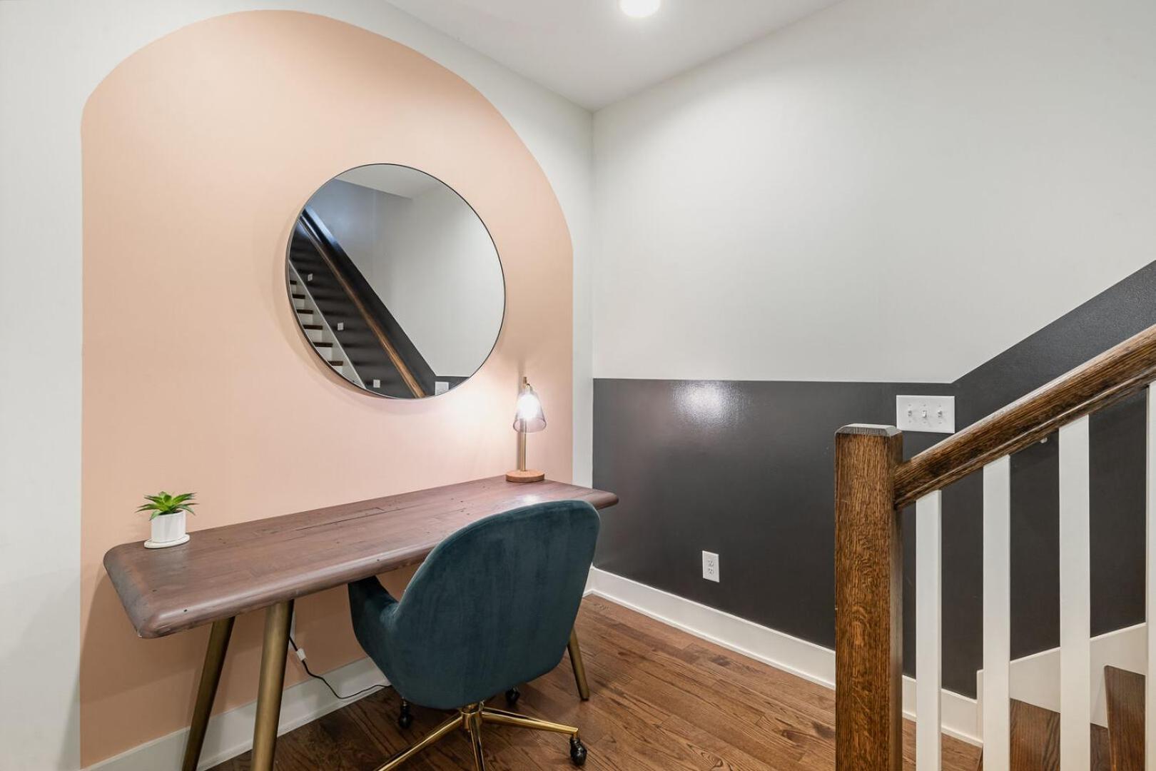 Elegant Elliott-2 Units-hot Tub-mins To 12 South Nashville