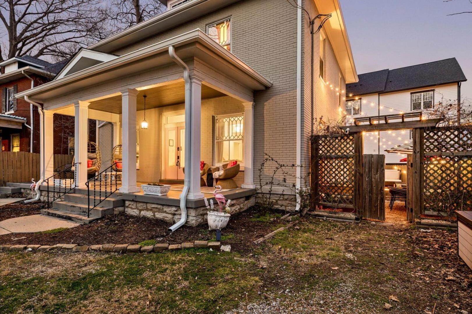 Elegant Elliott-2 Units-hot Tub-mins To 12 South