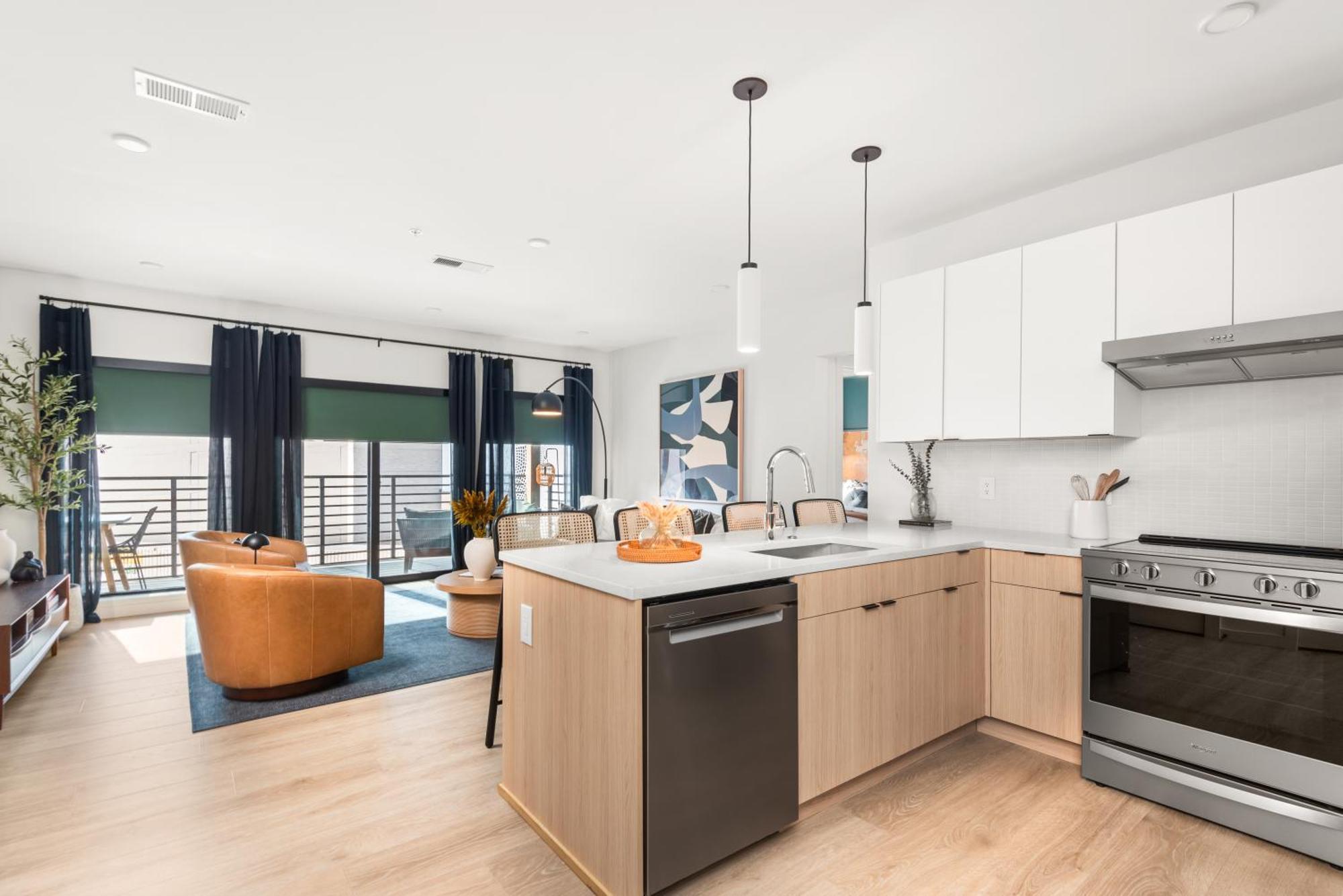 Laylas Retreat With Pool Walk To Broadway * Nashville