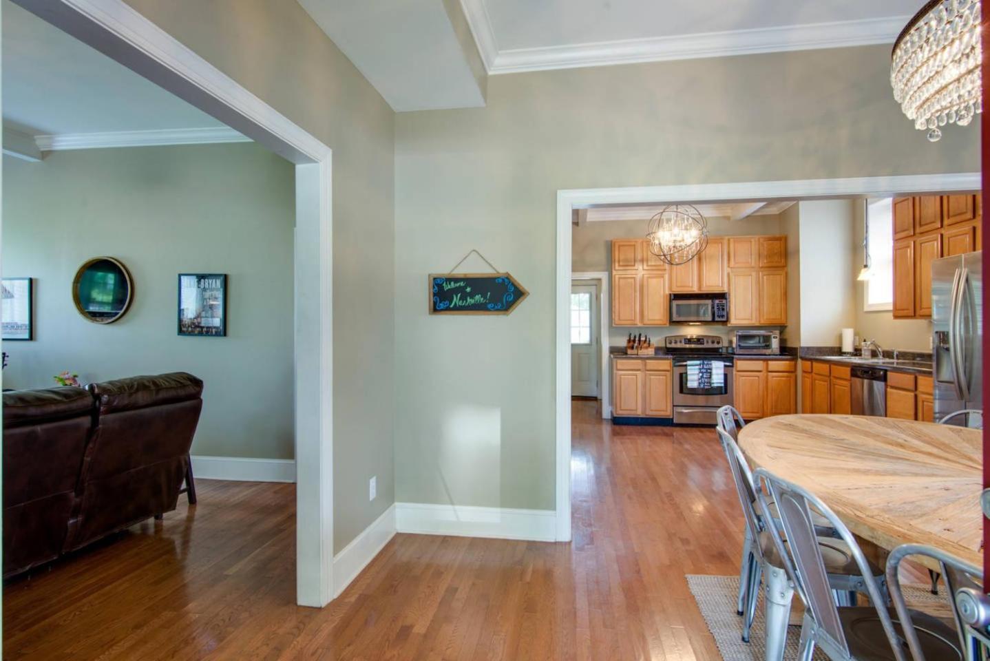 Spacious Nashville Home For 10 Guests *