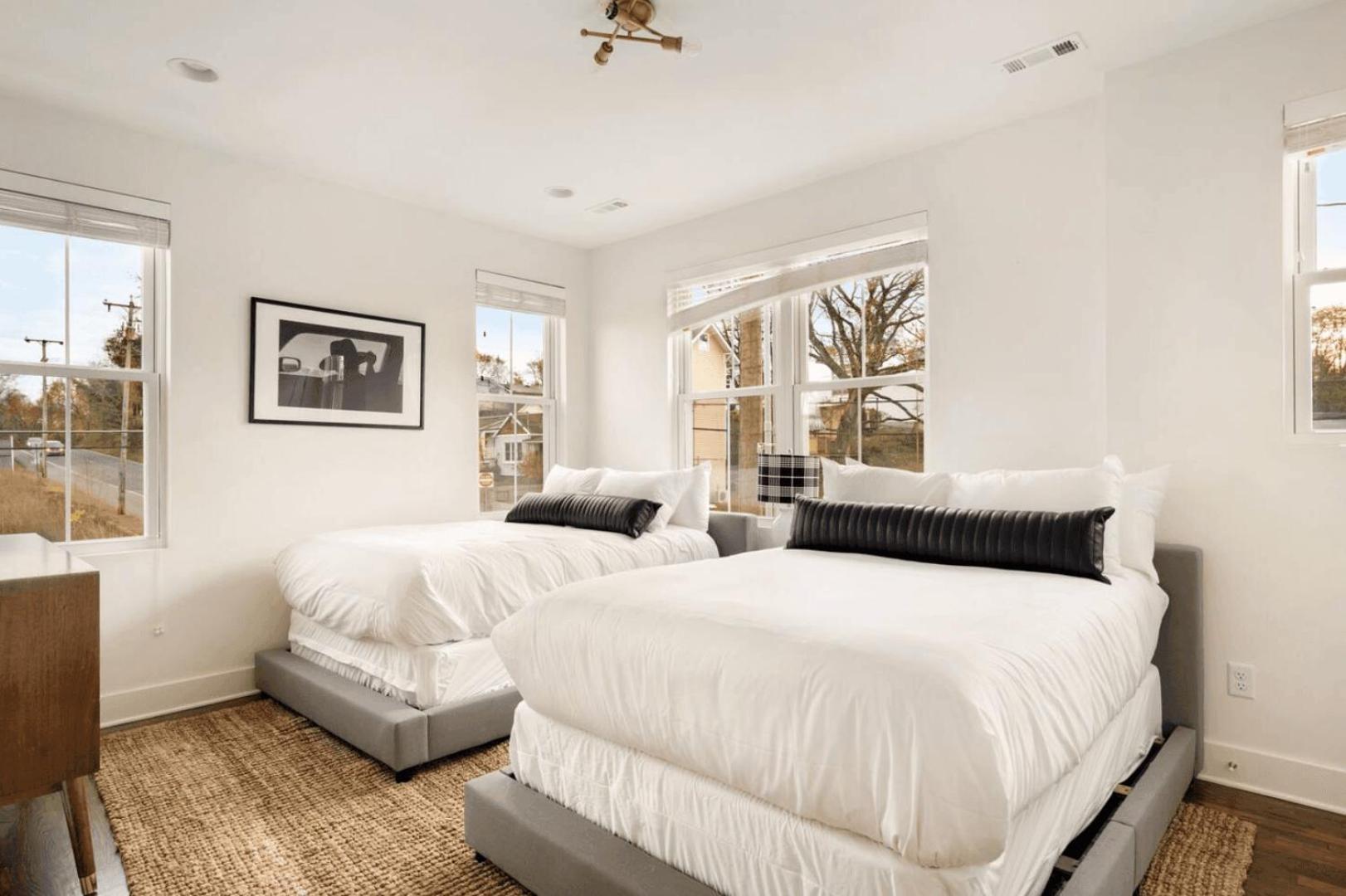 Apartment Hart Buyout 2 By Avantstay Two Town W Stunning Amenities Design