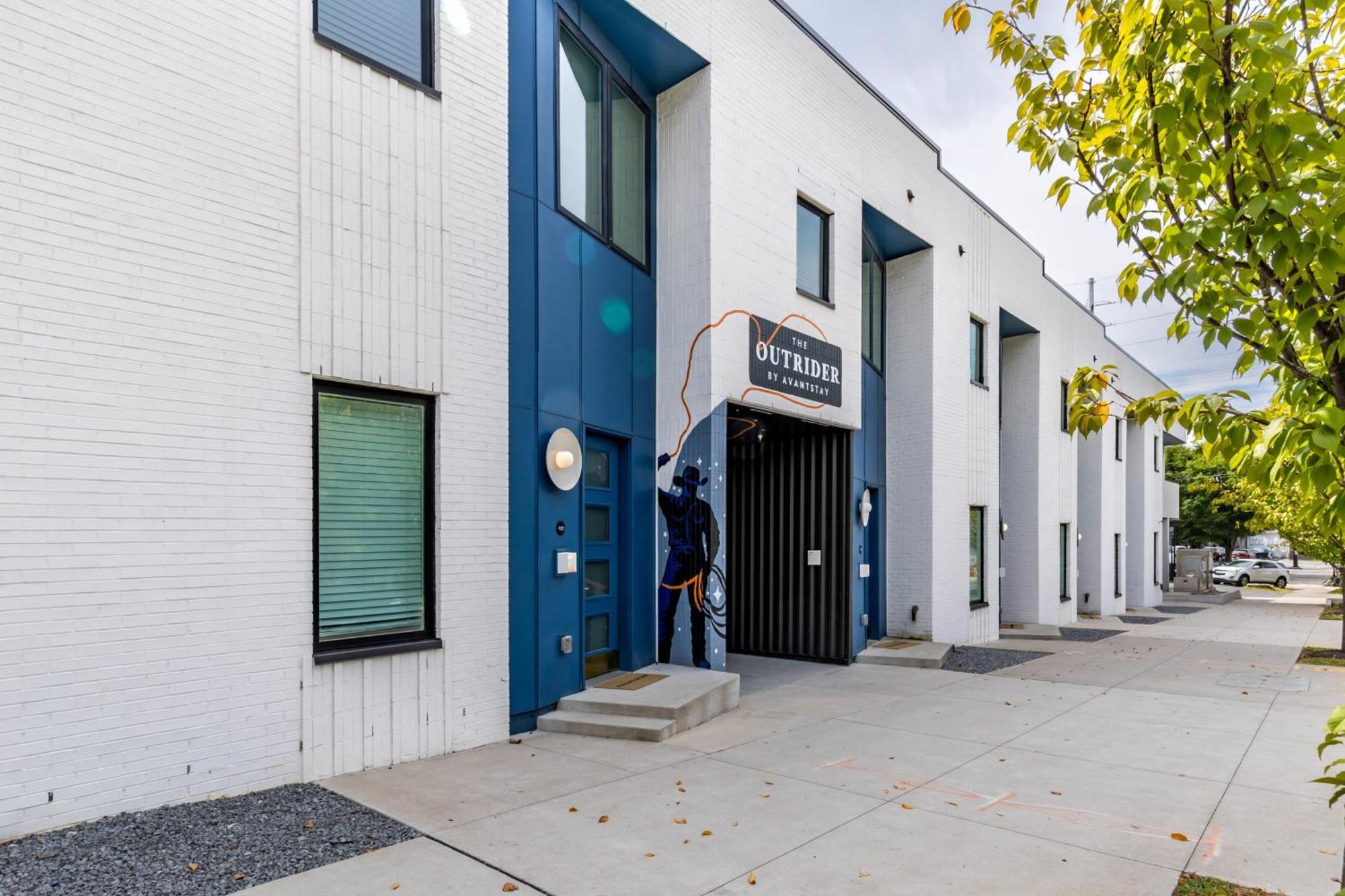 Outrider Buyout- 3 Units By Avantstay Sleeps 36 Nashville