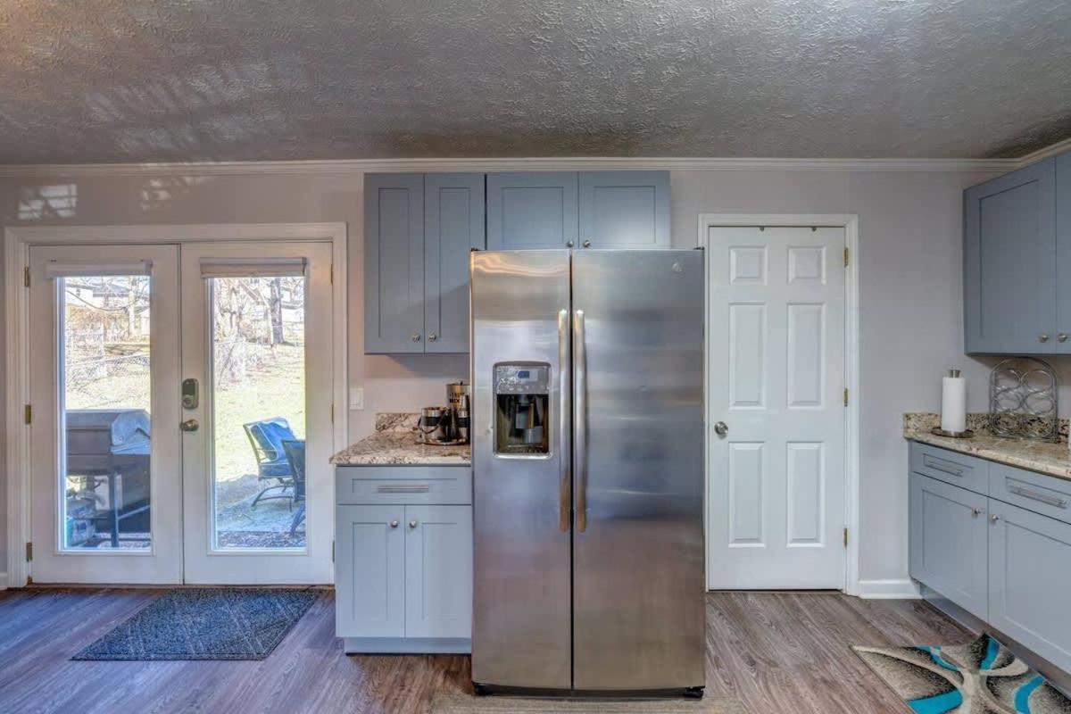 12 South Close To Honky Tonks & Bars * Nashville