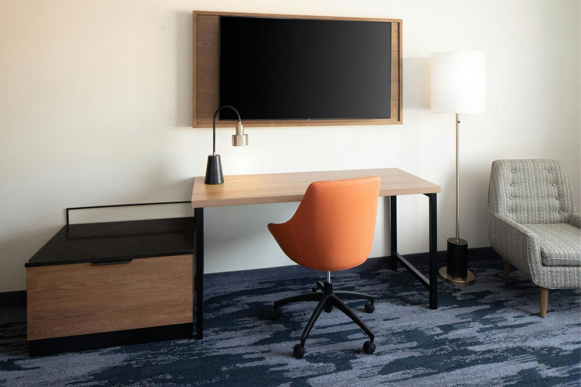 Hotel Fairfield By Marriott & Bellevue
