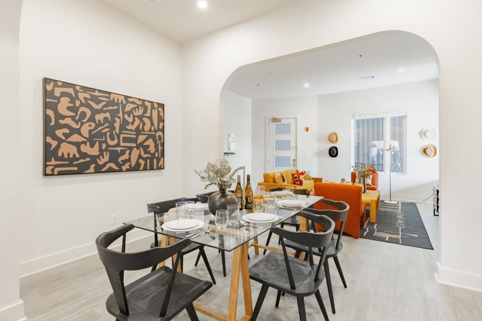 Holiday home Sleeps 24 2 Units Near Dt Outrider By Avantstay Nashville