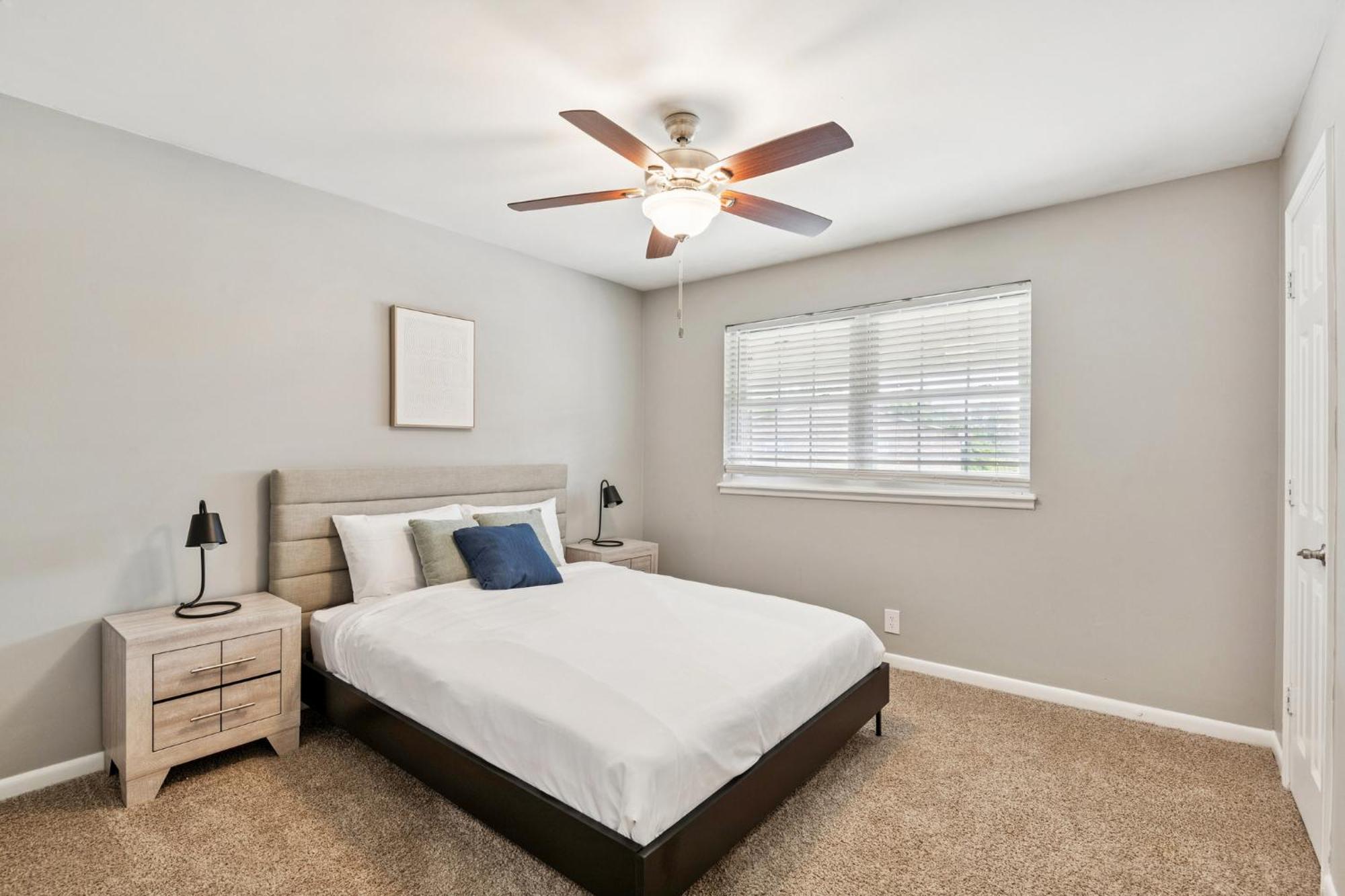 Apartment Jamestown D2 I Comfy 2 Bed 1 Bath *