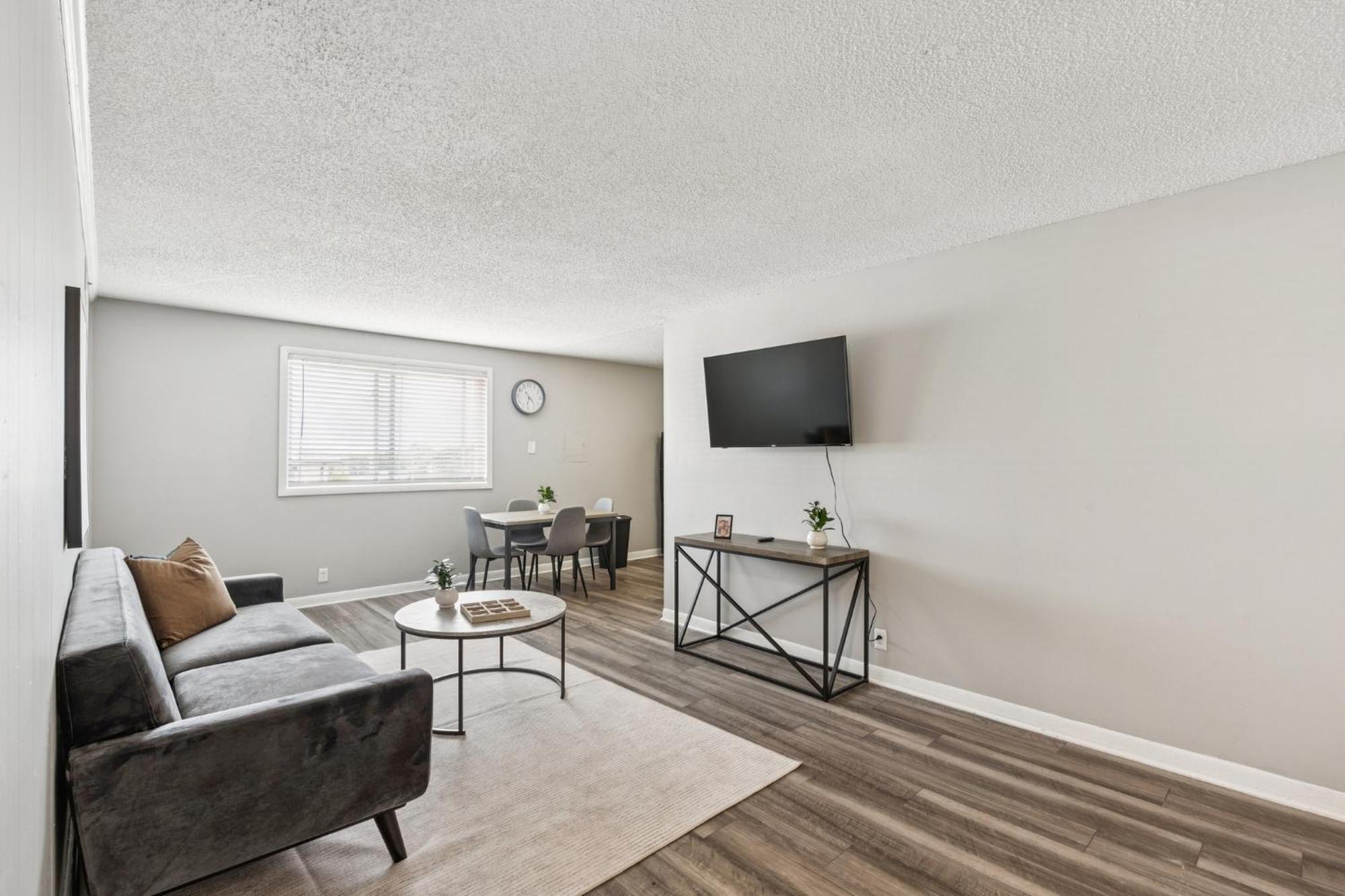 Avery D9 I Comfy 2 Bed 1 Bath Nashville