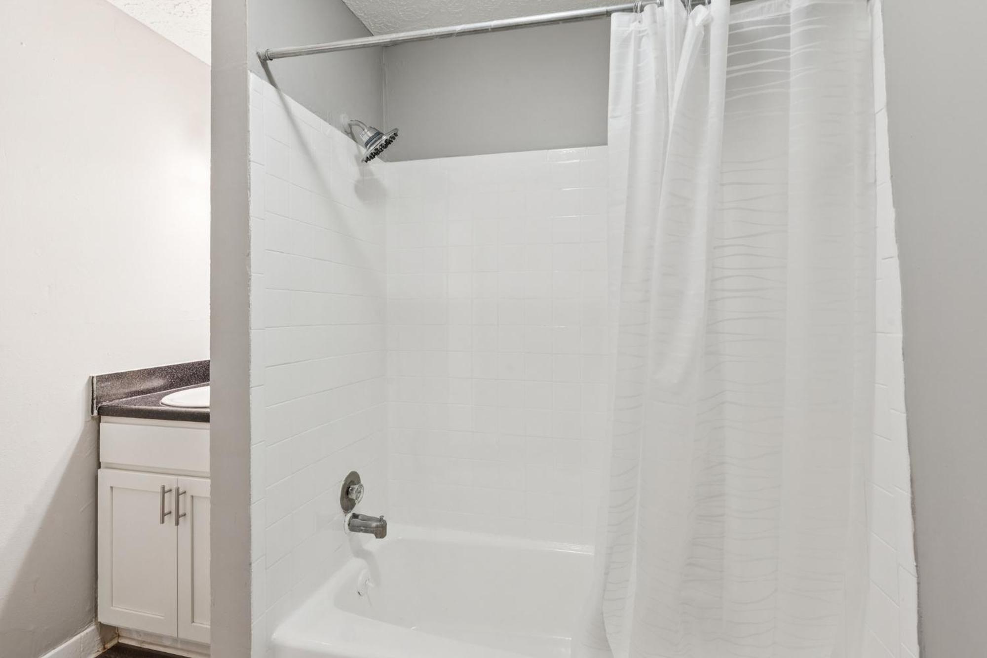 Avery G7 I Spacious 1 Bed 1 Bath Apartment Nashville