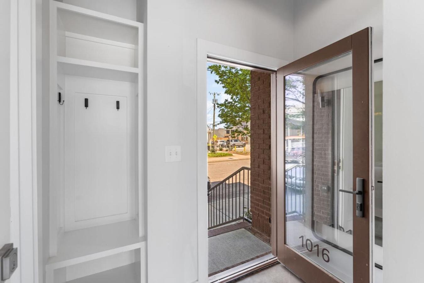 Private Rooftop With Garage Walk To Restaurants Shops And Coffee * Nashville