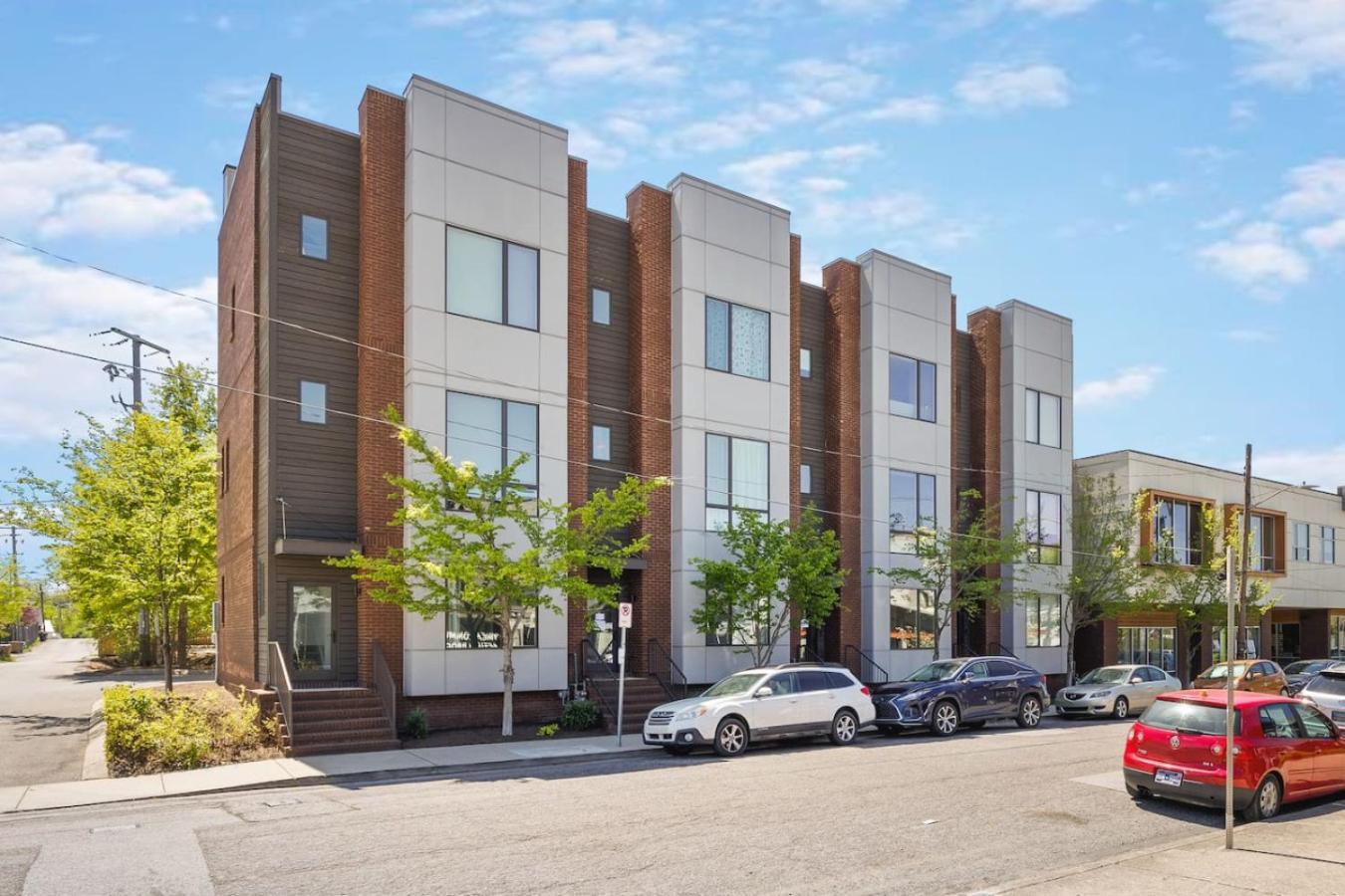 Private Rooftop With Garage Walk To Restaurants Shops And Coffee Holiday home Nashville