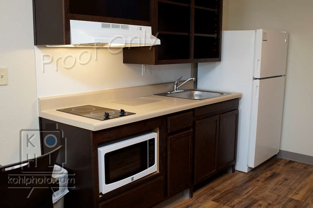 Woodspring Airport Hotel Nashville