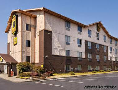 Hotel Super 8 By Wyndham Nashville/ Dntn/ Opryland Area